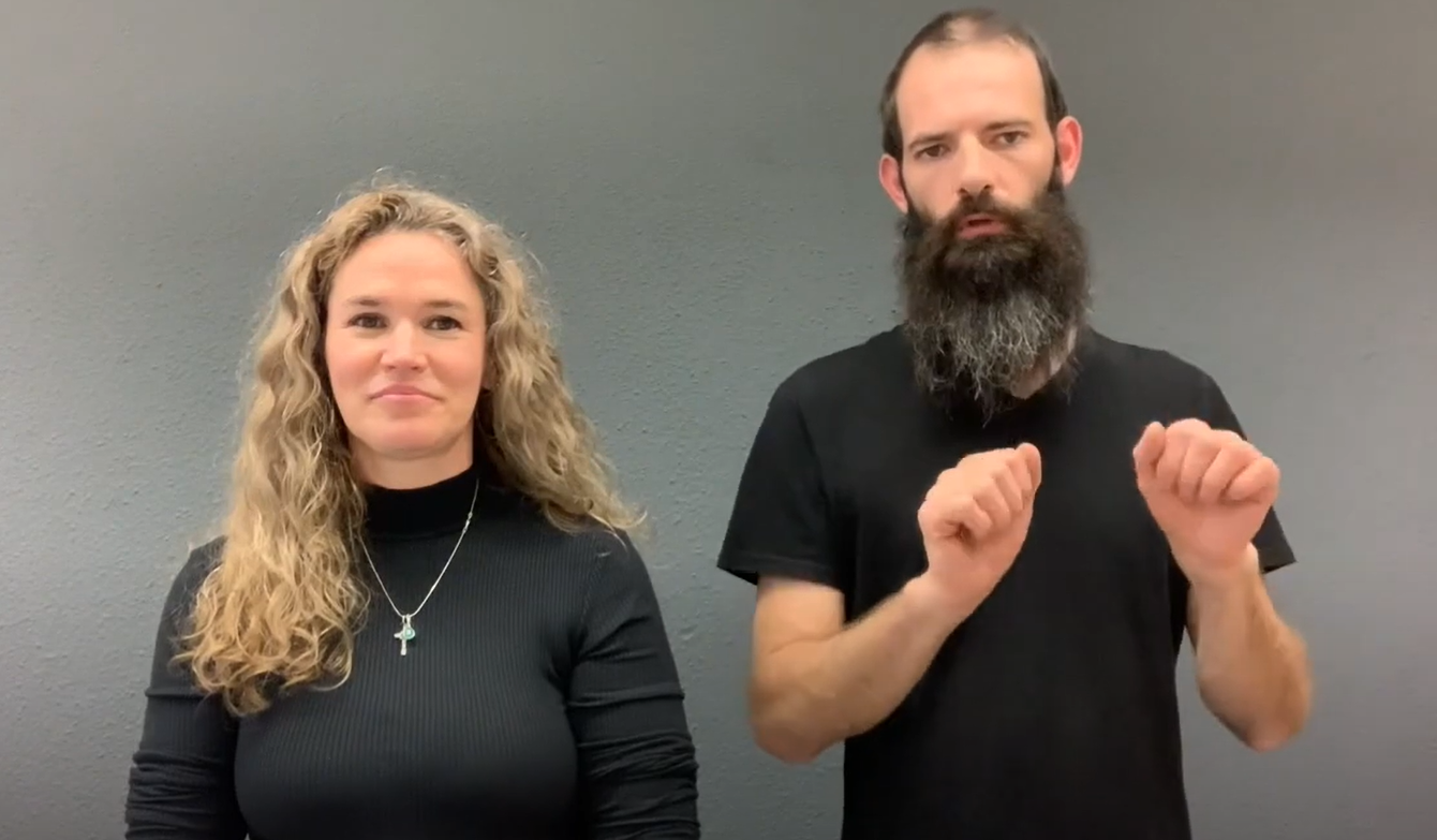 Screenshot Youtube Erklärvideo in Gebärdensprache